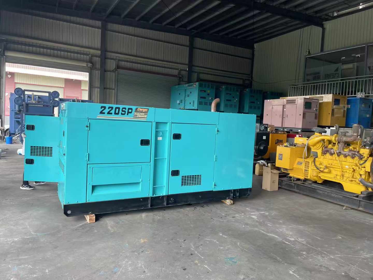 洛龙800kW 柴油发电机的输出电流波动范围是多少?