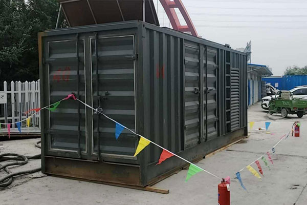 洛龙发电机租赁空气滤清器多久更换一次？